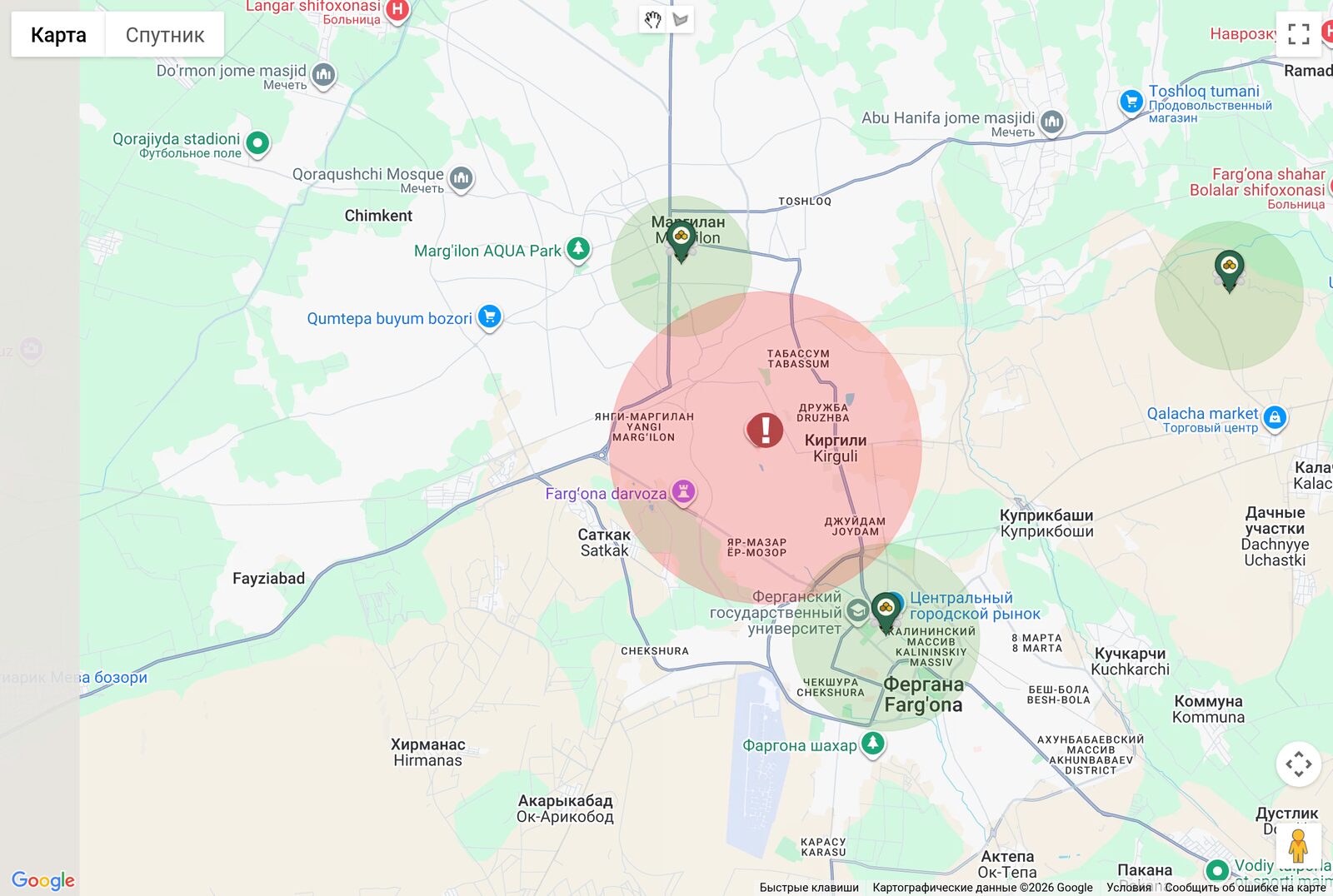 A pesticide spraying zone on the map overlapping the coverage of nearby apiaries